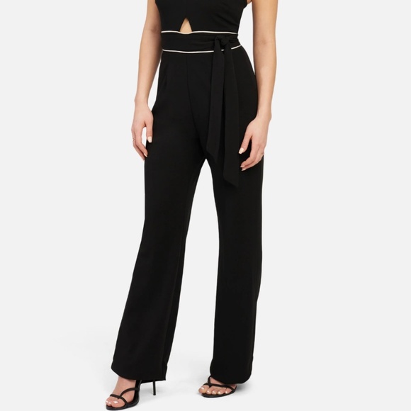Bebe Knit Crepe Front Cutout Jumpsuit Black/White M Edgy Sexy Date Night Party - Picture 2 of 16